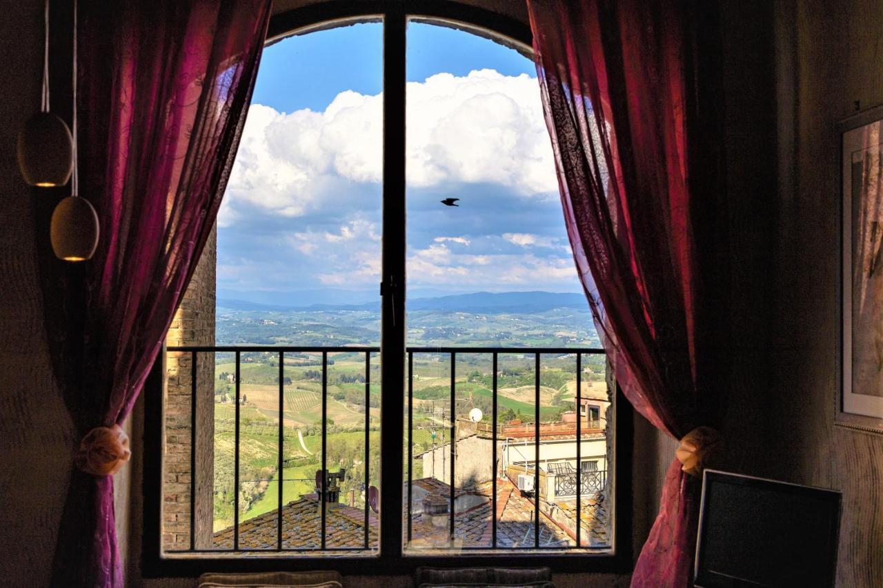Torre Salvucci Maggiore Medieval Tower Experience San Gimignano Eksteriør billede
