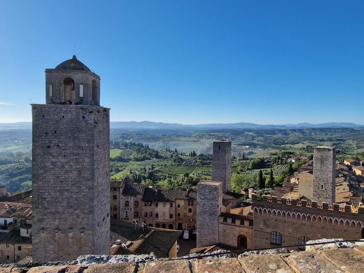 Torre Salvucci Maggiore Medieval Tower Experience San Gimignano Eksteriør billede